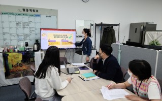 코로나19 2급 감염병으로 조정 정보지 제작 내부회의